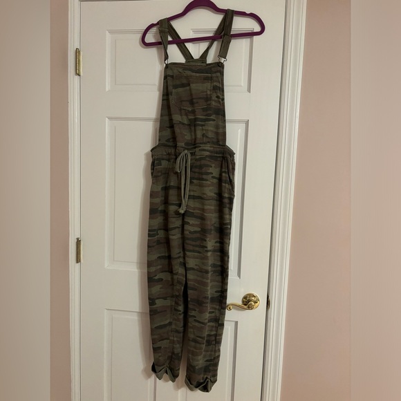 Camp Jumper - Picture 5 of 8